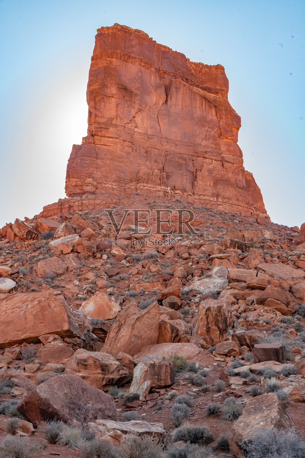 美国犹他州东南部纪念碑谷的红色砂岩地层照片摄影图片
