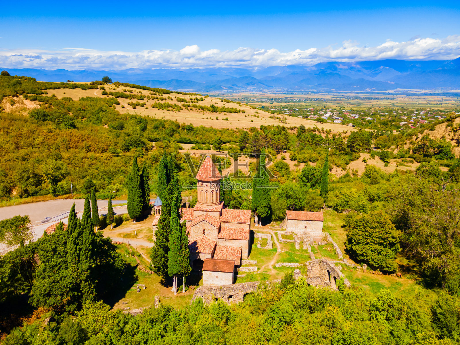 伊卡尔托修道院空中全景,格鲁吉亚照片摄影图片