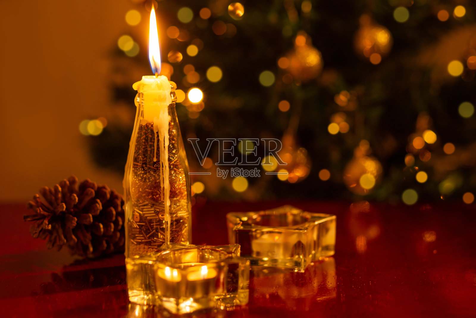 圣诞装饰。照片摄影图片