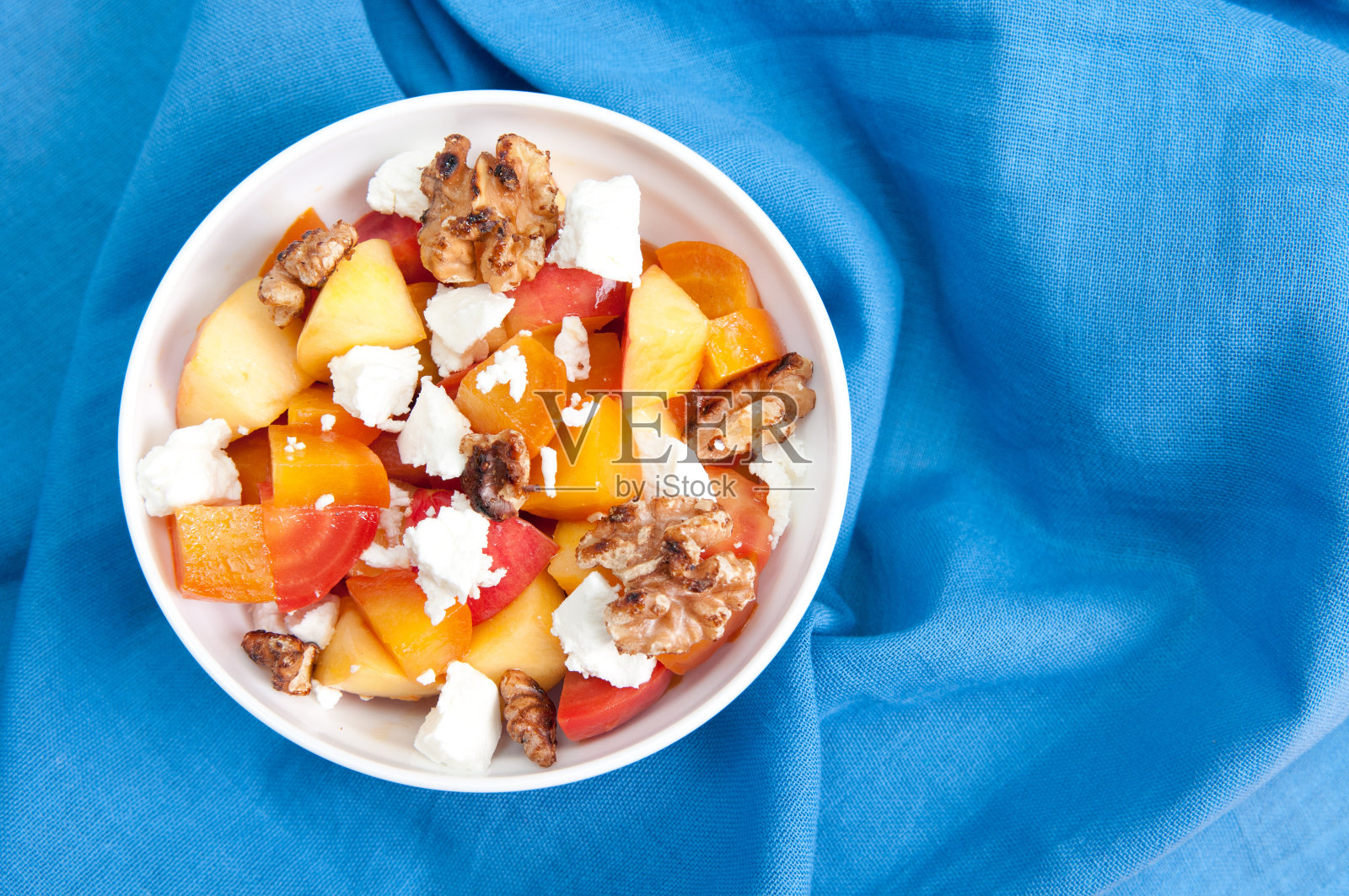 苹果核桃甜菜沙拉照片摄影图片