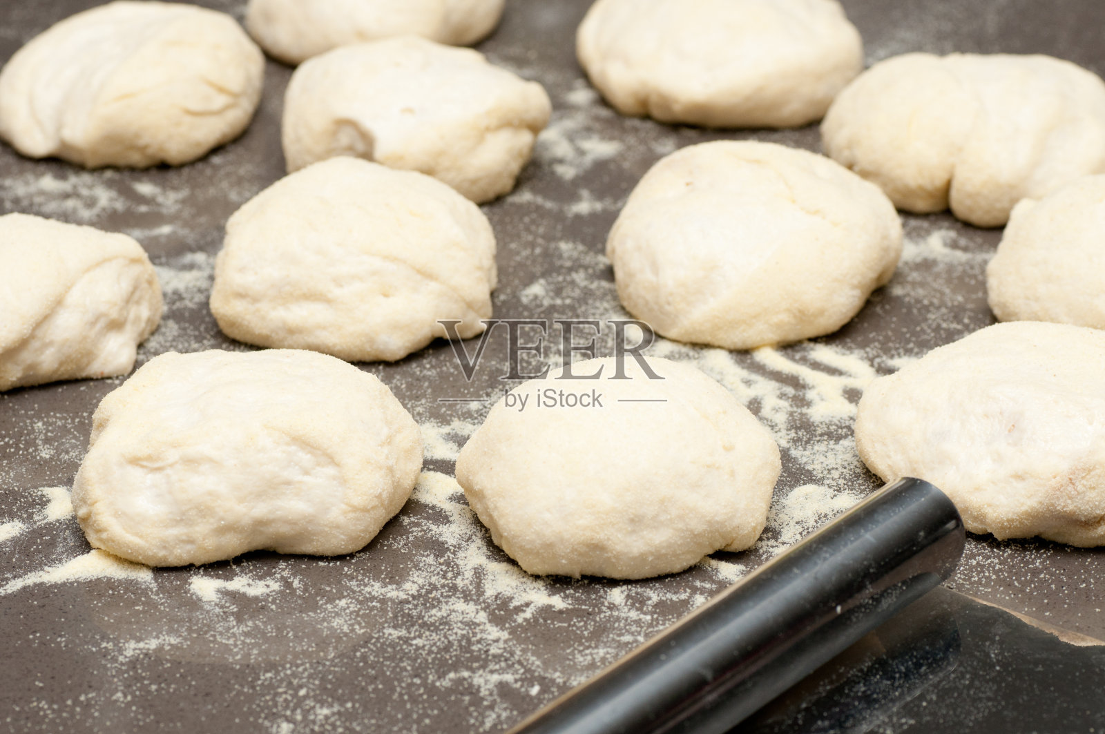 面包卷面团分量照片摄影图片