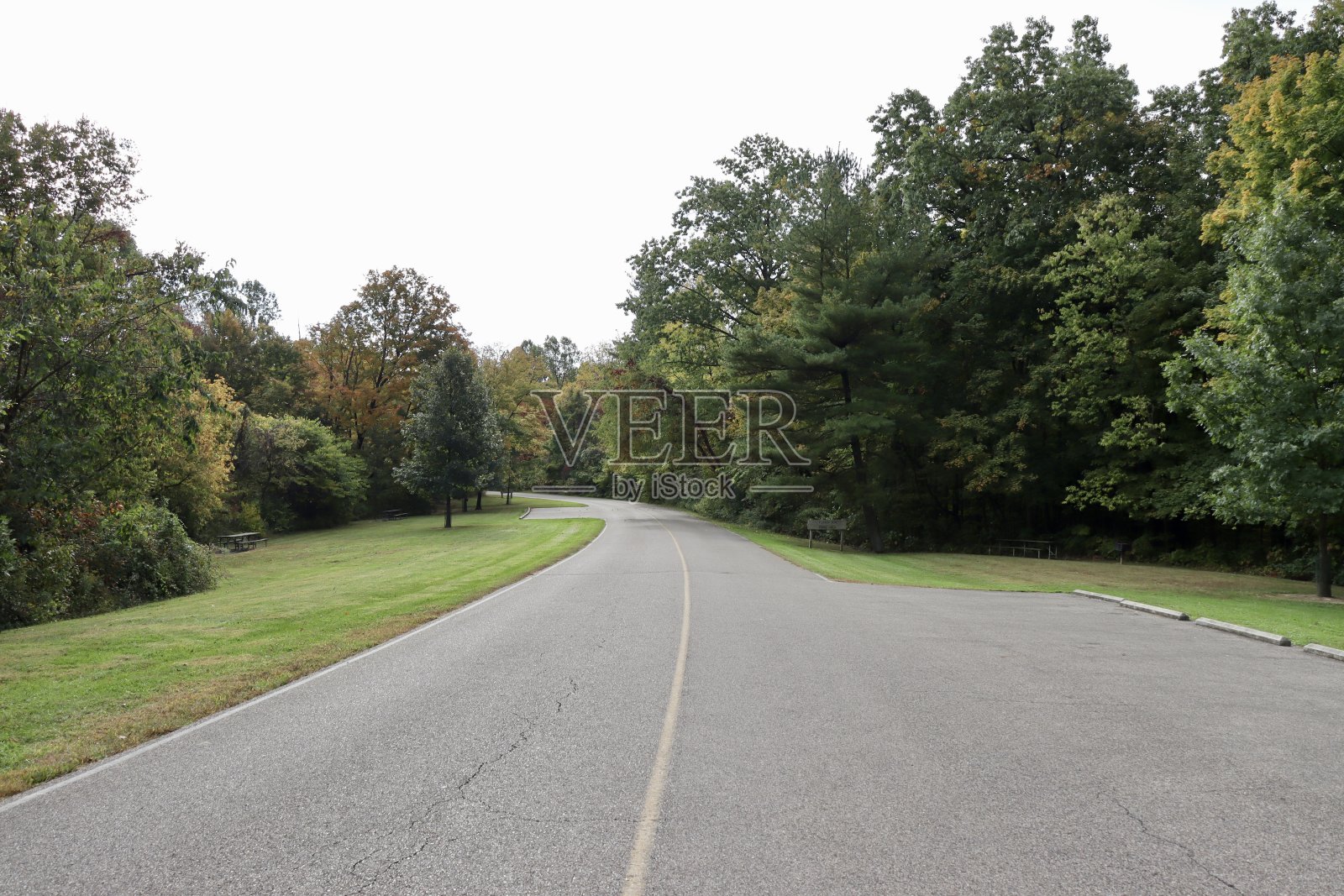 乡下的空路照片摄影图片