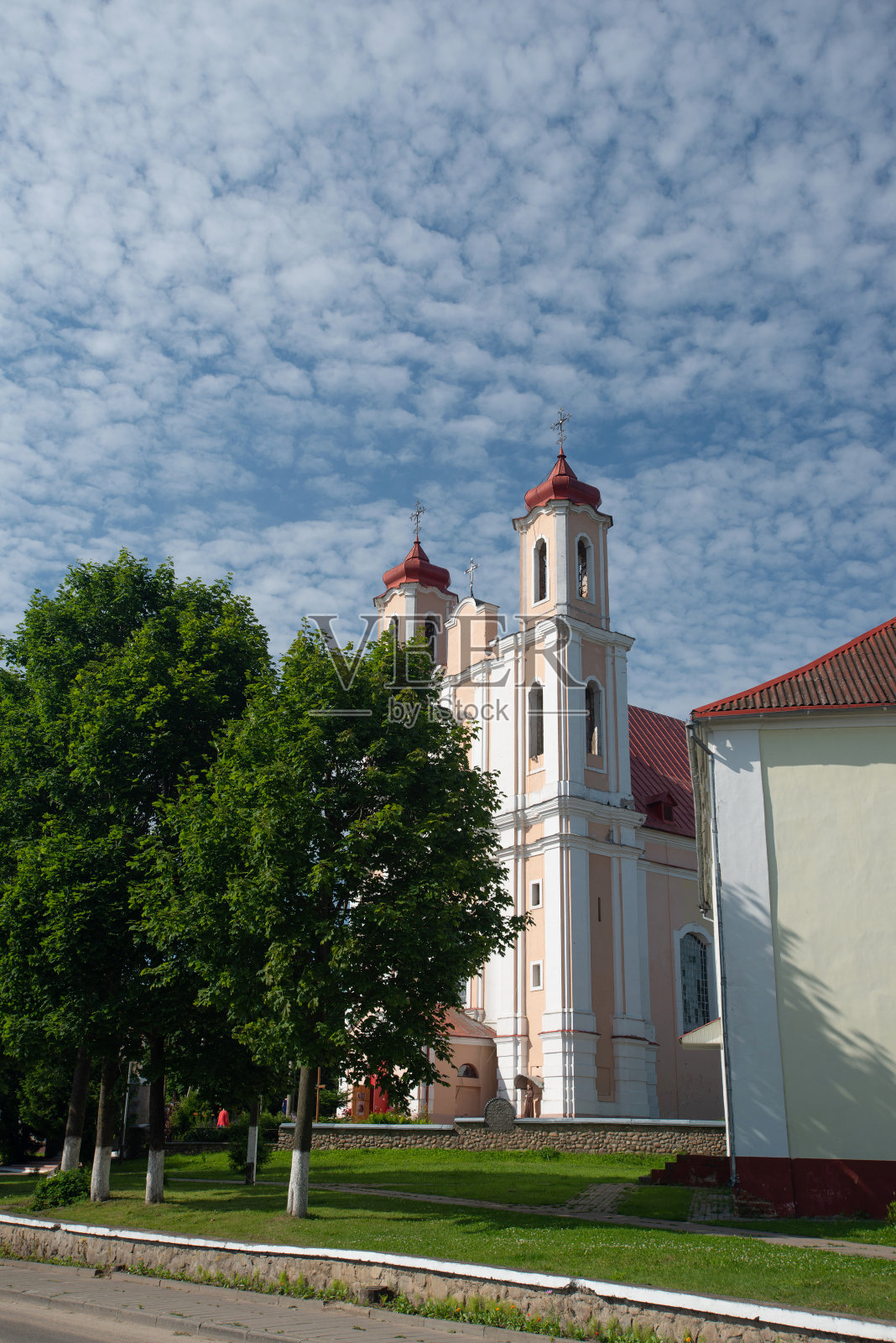 白俄罗斯Vorniany村的圣乔治天主教堂照片摄影图片
