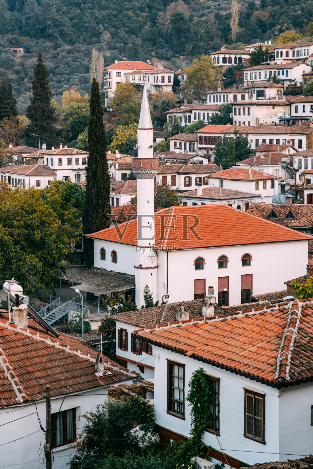 塞尔丘克伊兹密尔的传统爱琴海村庄 Sirince照片摄影图片