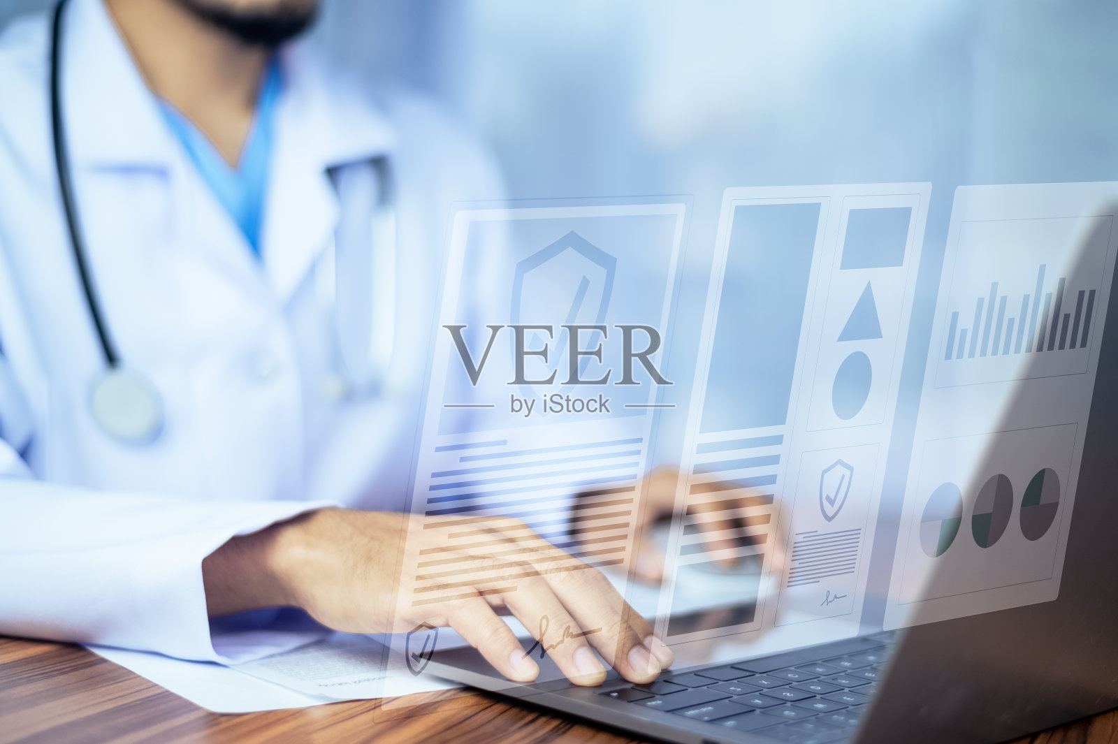 医生采用计算机文档管理系统(DMS),在线文档数据库过程自动化,高效管理文件照片摄影图片