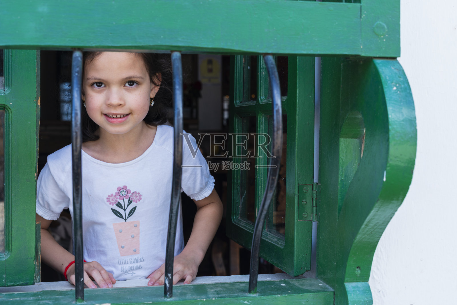 7岁拉丁裔女孩在Villa de Leyda, Boyaca旅行照片摄影图片