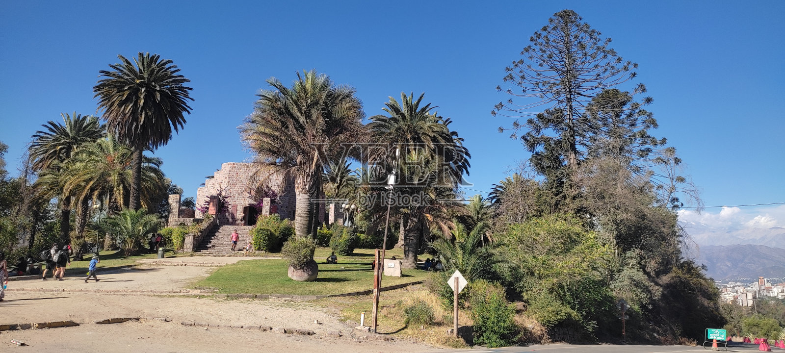 Half stop in Ana Cristóbal照片摄影图片