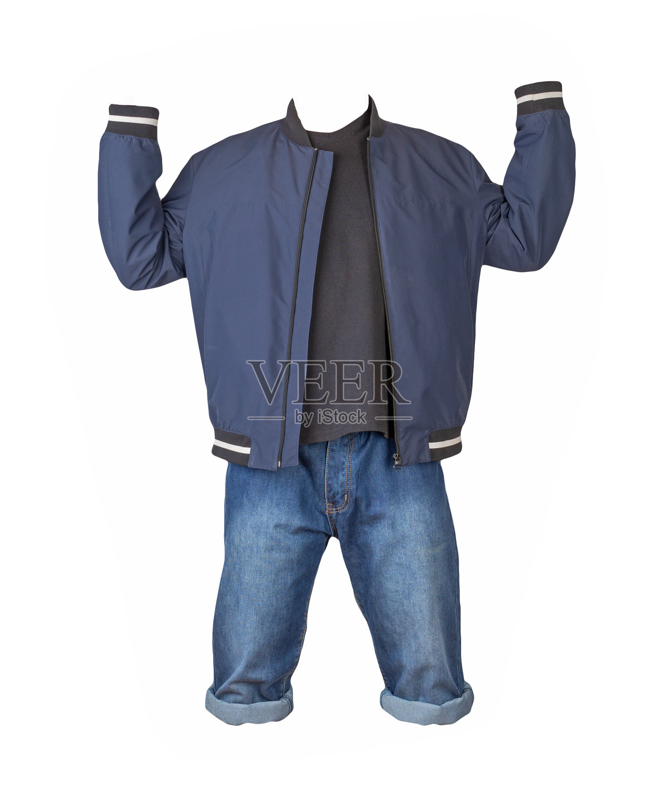 牛仔蓝色短裤,t恤和夹克上的拉链孤立在白色的背景照片摄影图片