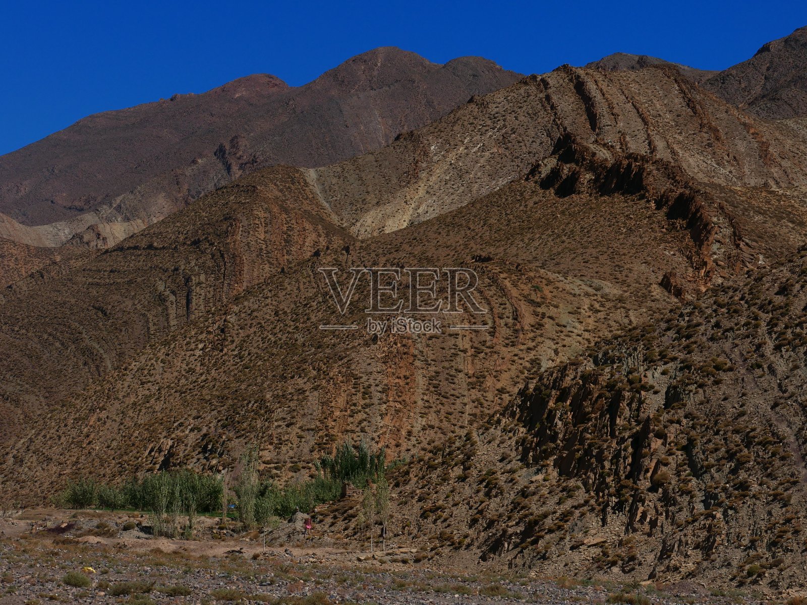 阿特拉斯山脉,在去摩洛哥伊米尔奇尔的路上照片摄影图片