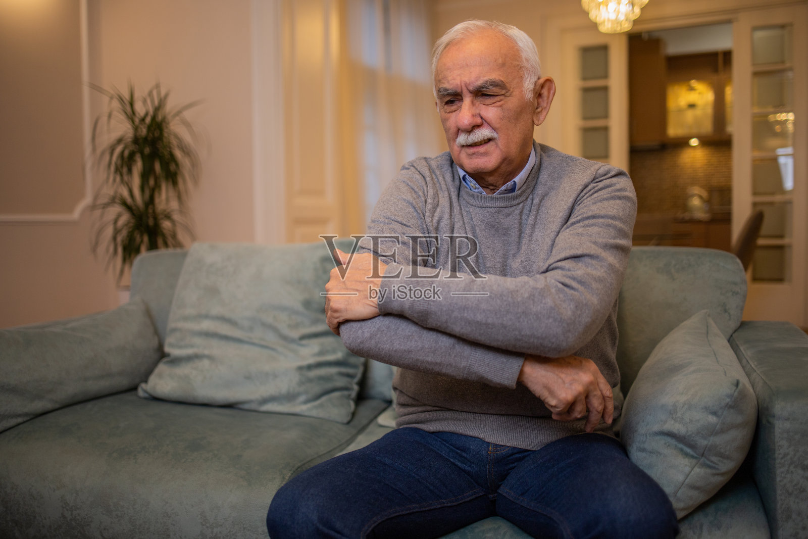 为什么会痛照片摄影图片