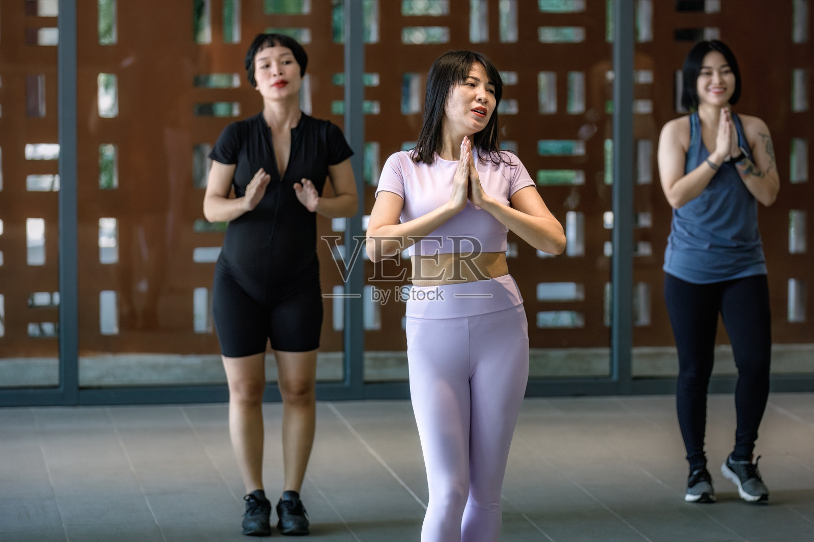 尊巴健身照片摄影图片