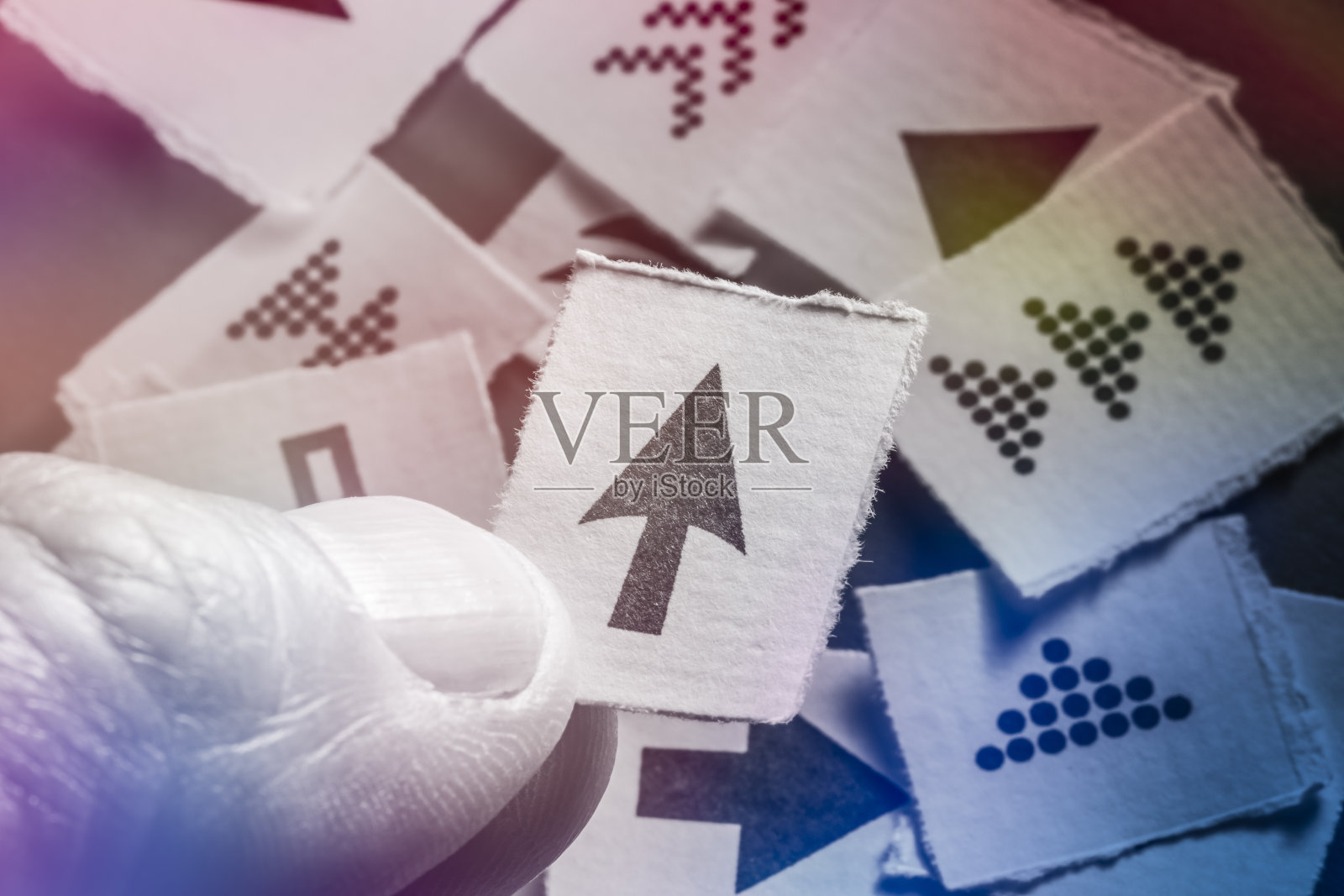 不同颜色的箭头符号照片摄影图片