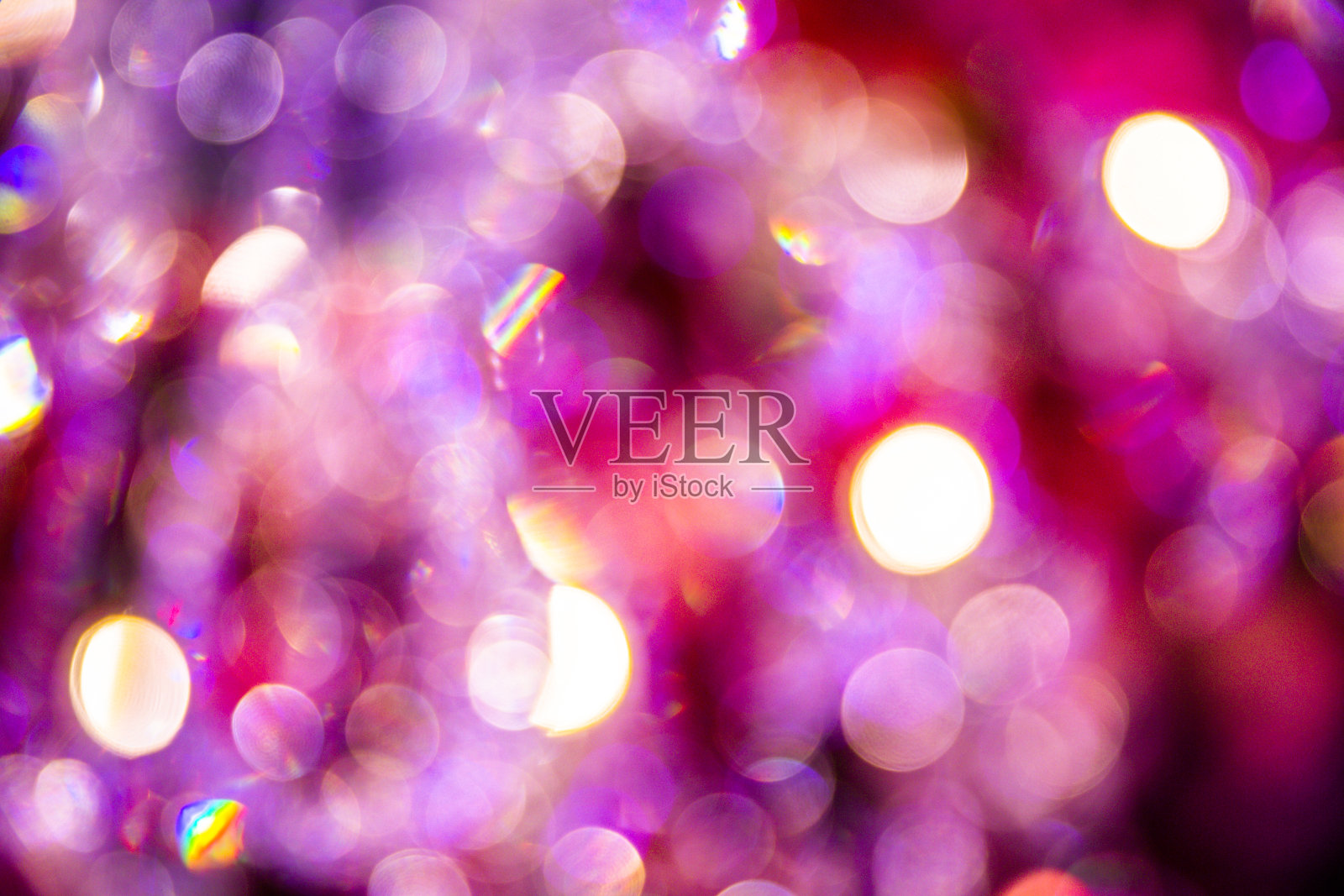 彩色散焦散景灯在夜间背景。照片摄影图片