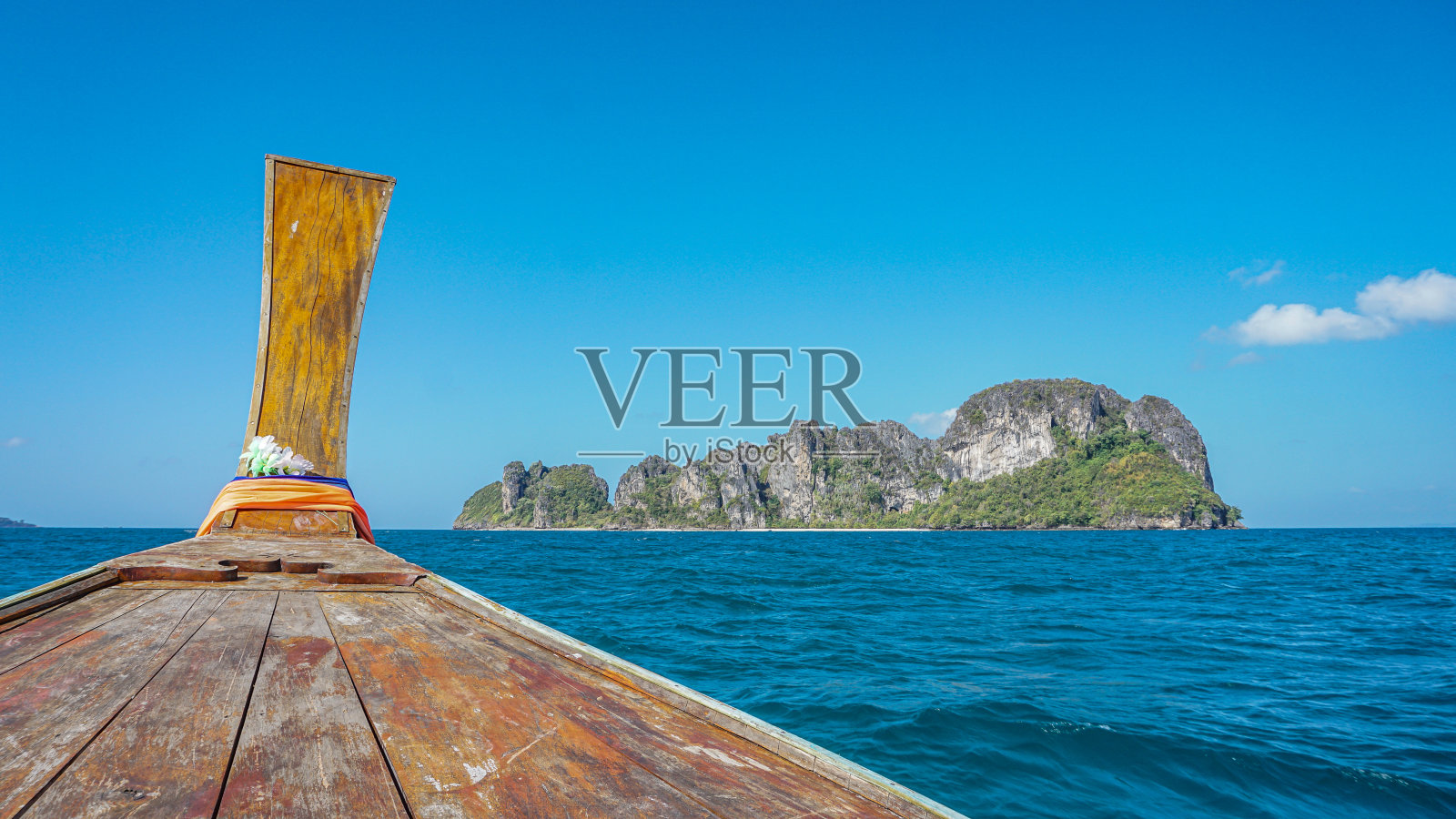 世界闻名的长尾船之旅和冒险。照片摄影图片