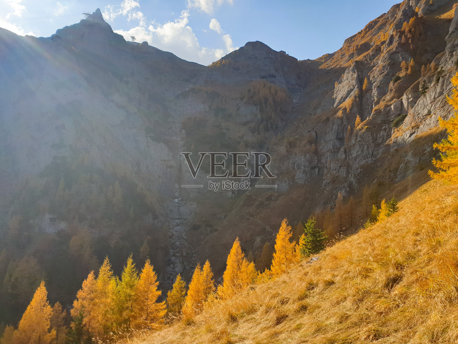 布劳尔·波蒂埃,罗马尼亚布塞吉山脉照片摄影图片