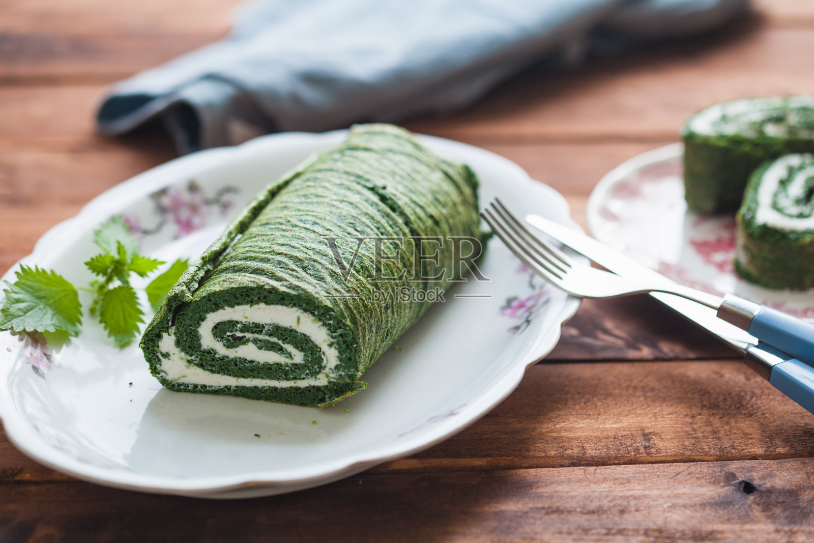 干酪荨麻卷照片摄影图片