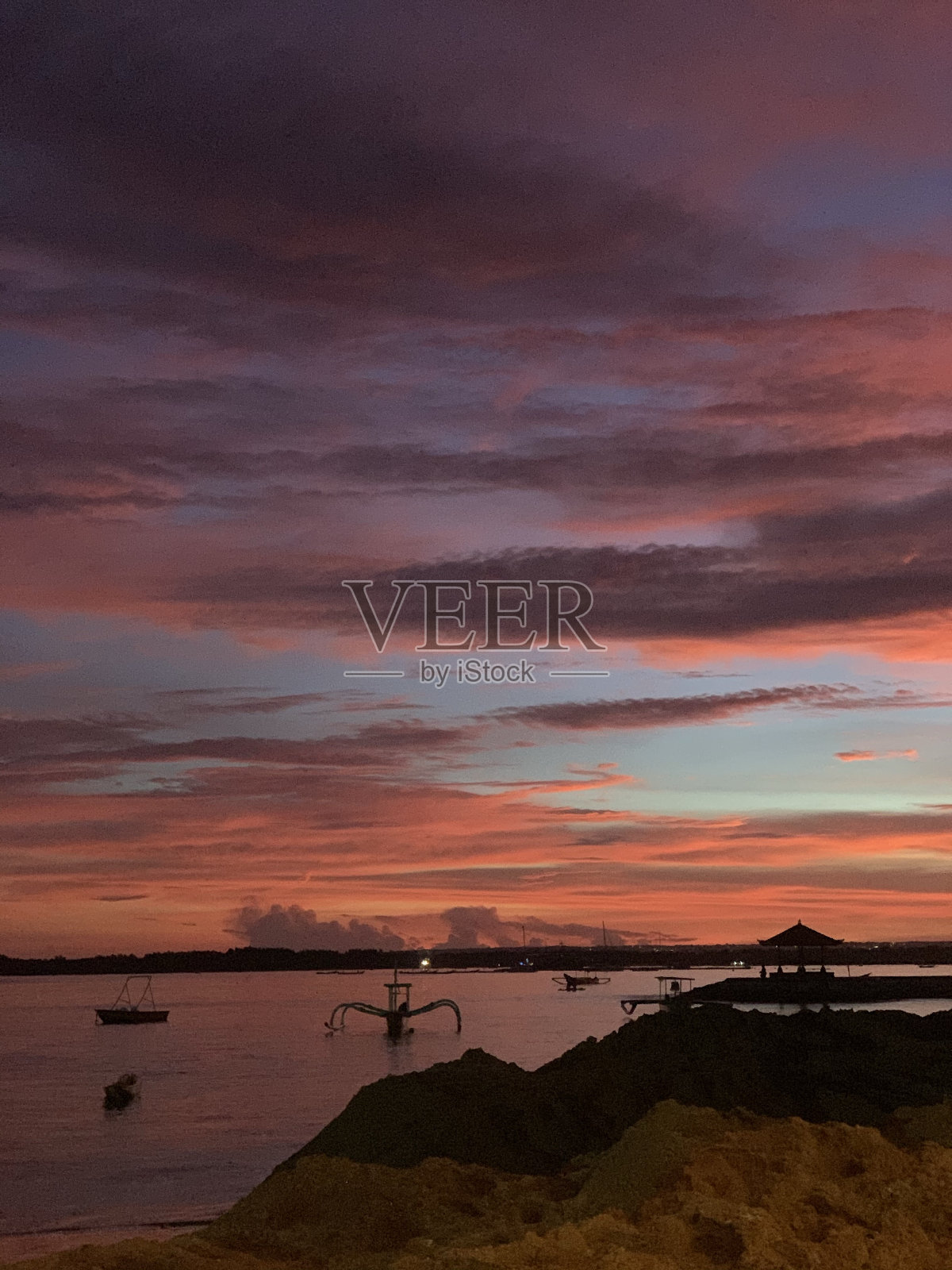 日落在沙努尔照片摄影图片