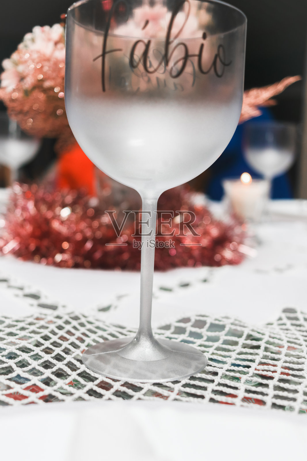 新年前夜的聚会和与家人和朋友的晚餐照片摄影图片