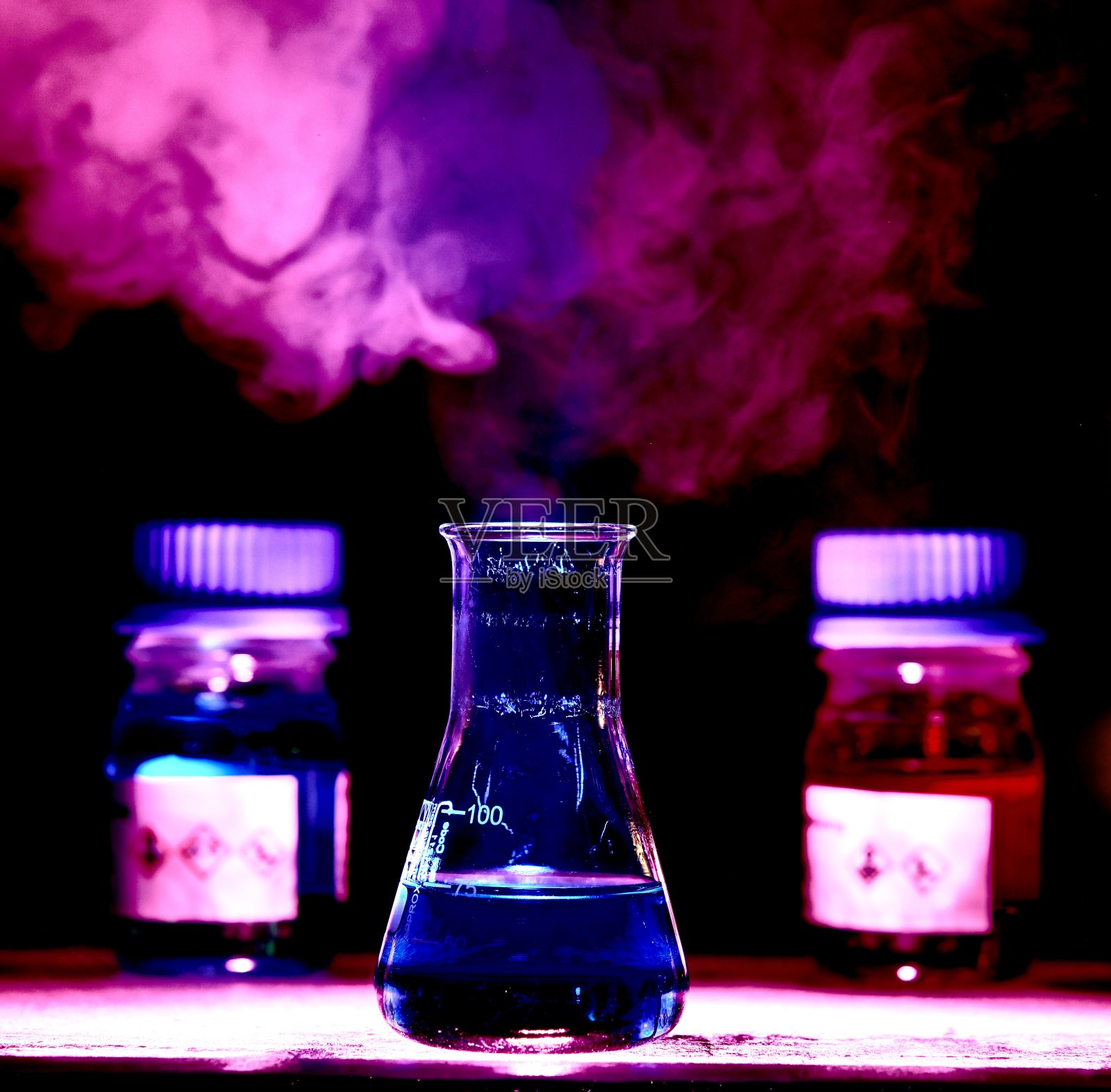 化学实验照片摄影图片