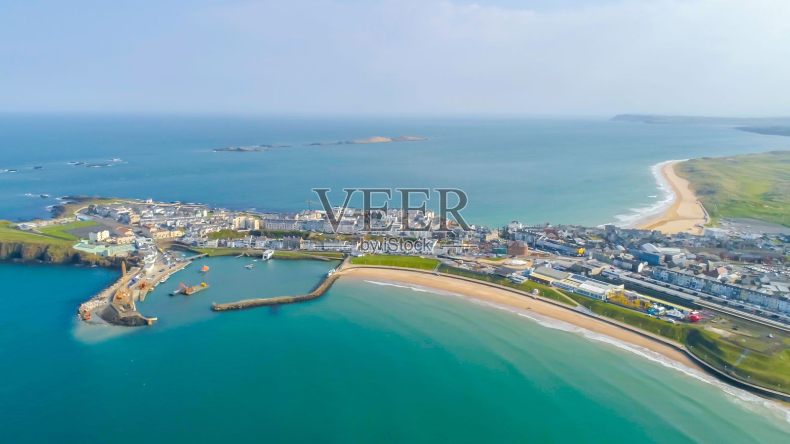 北爱尔兰海滩海岸线西岸波特拉什照片摄影图片