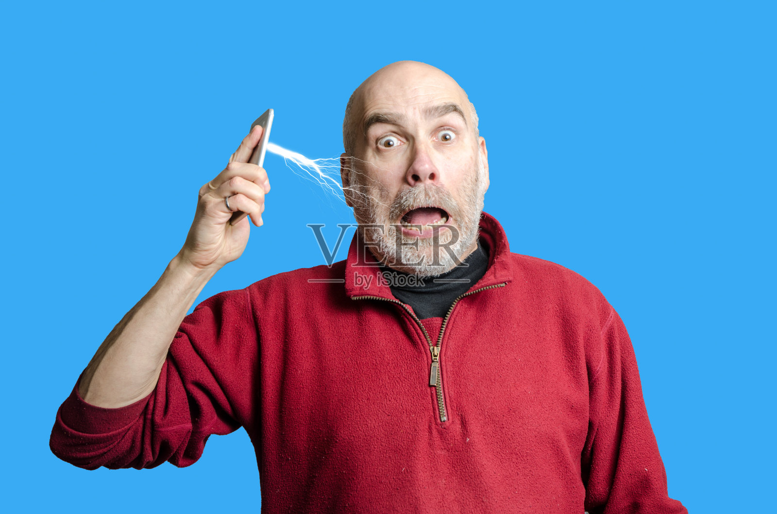 男子被手机电火花击中照片摄影图片