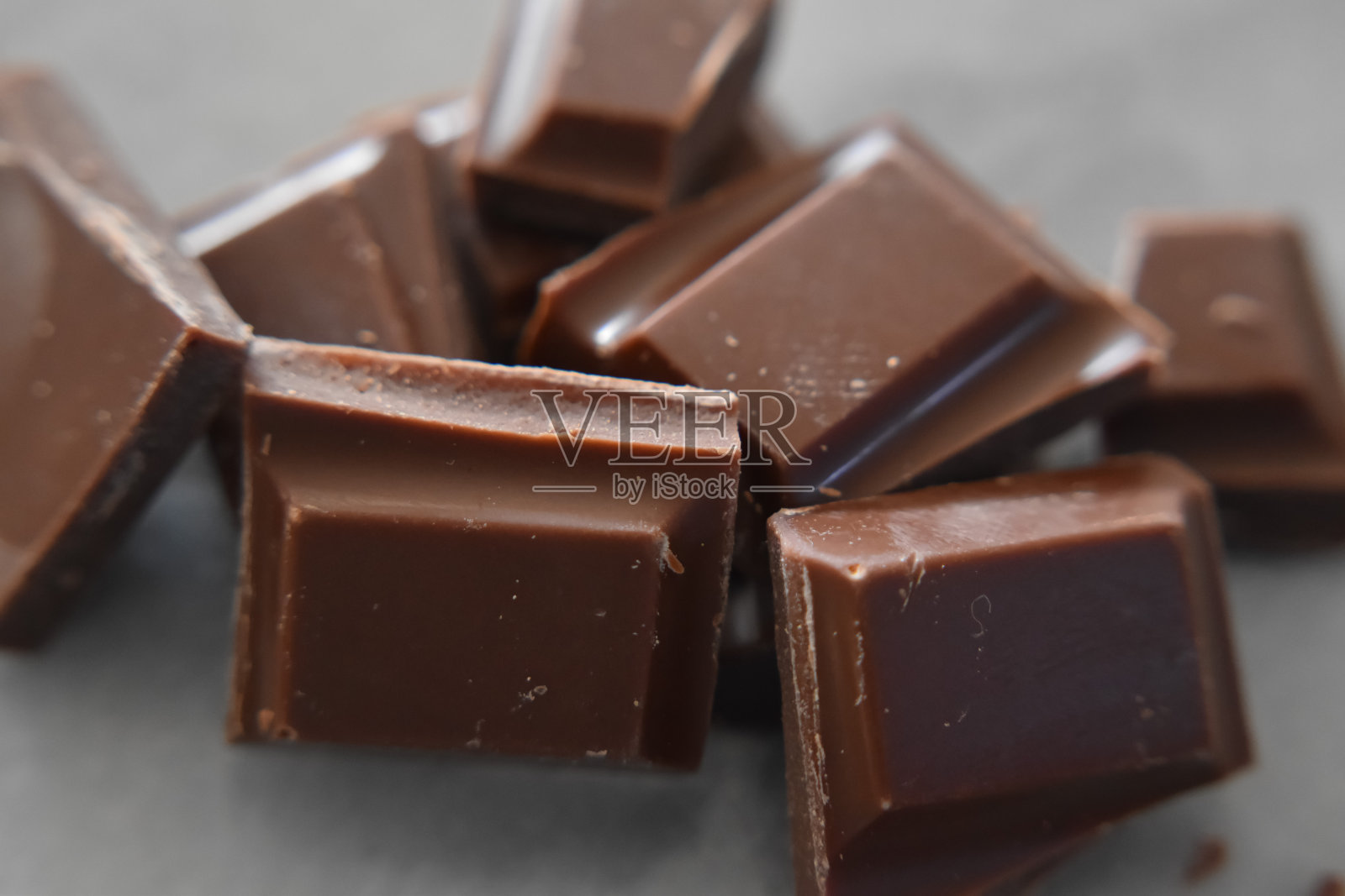 破碎的巧克力照片摄影图片