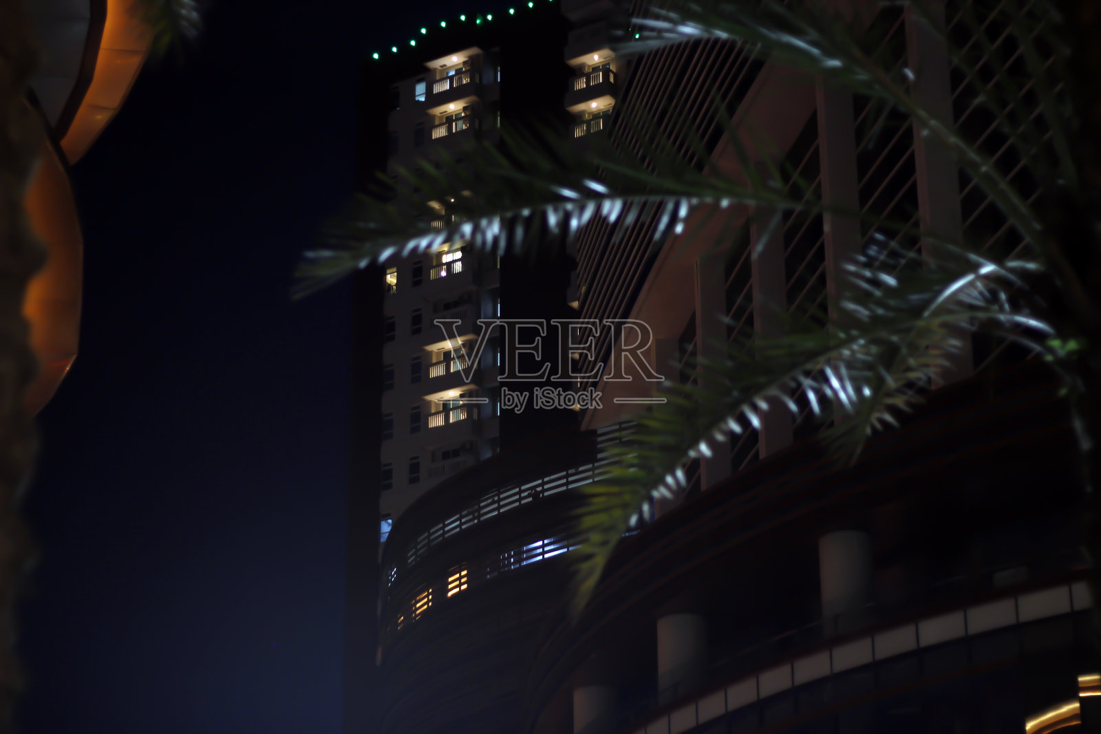 夜晚的建筑照片摄影图片