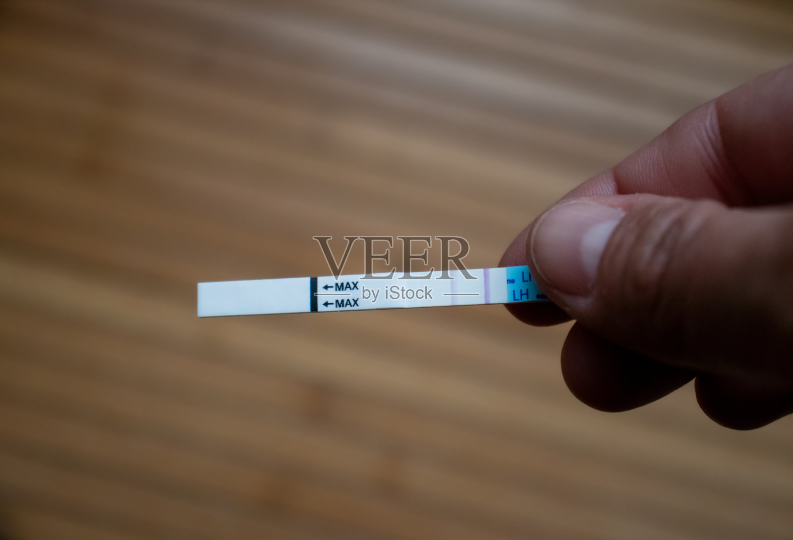 排卵检测及LH水平照片摄影图片