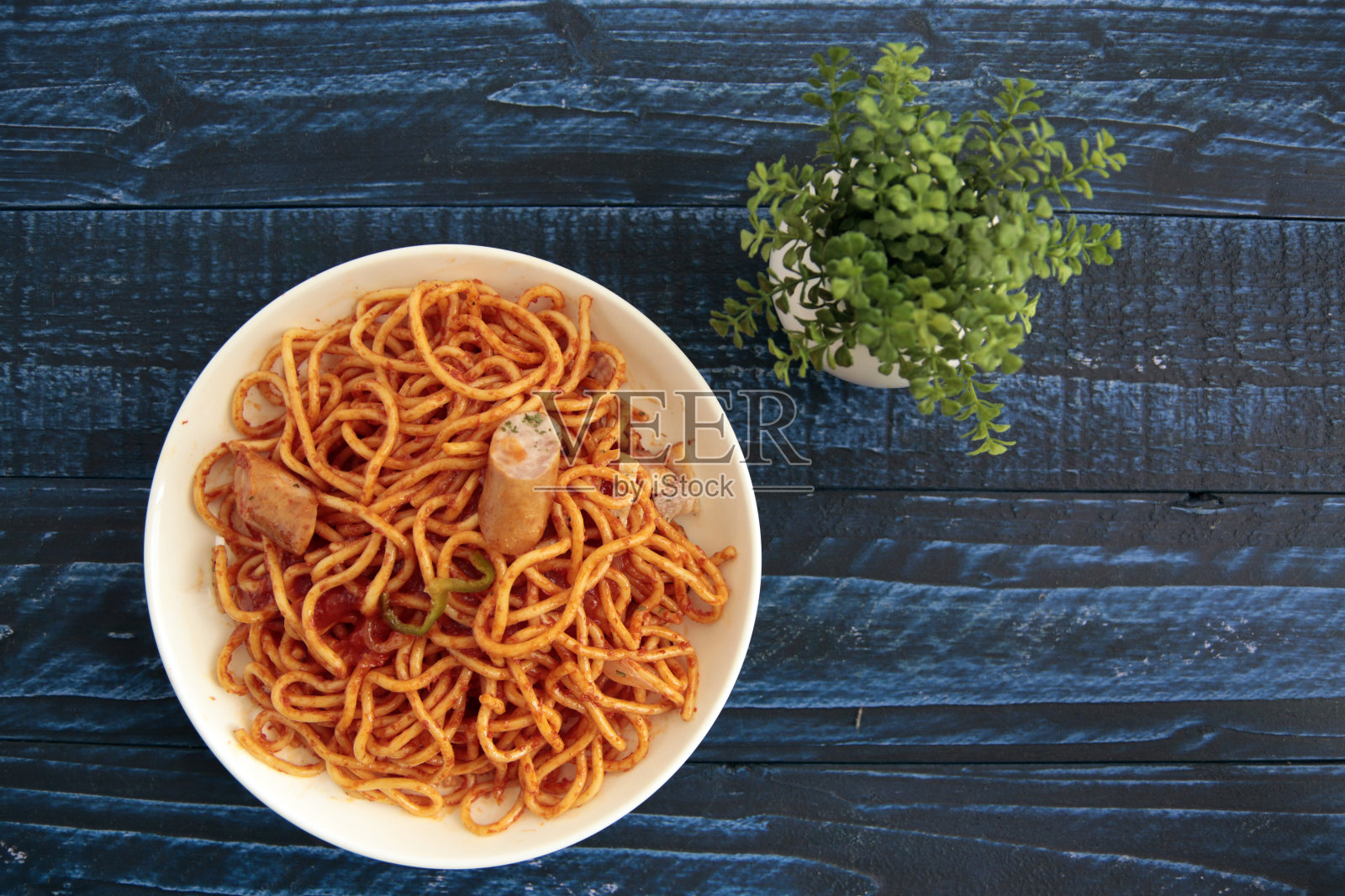 餐桌上的日本料理那不勒斯照片摄影图片