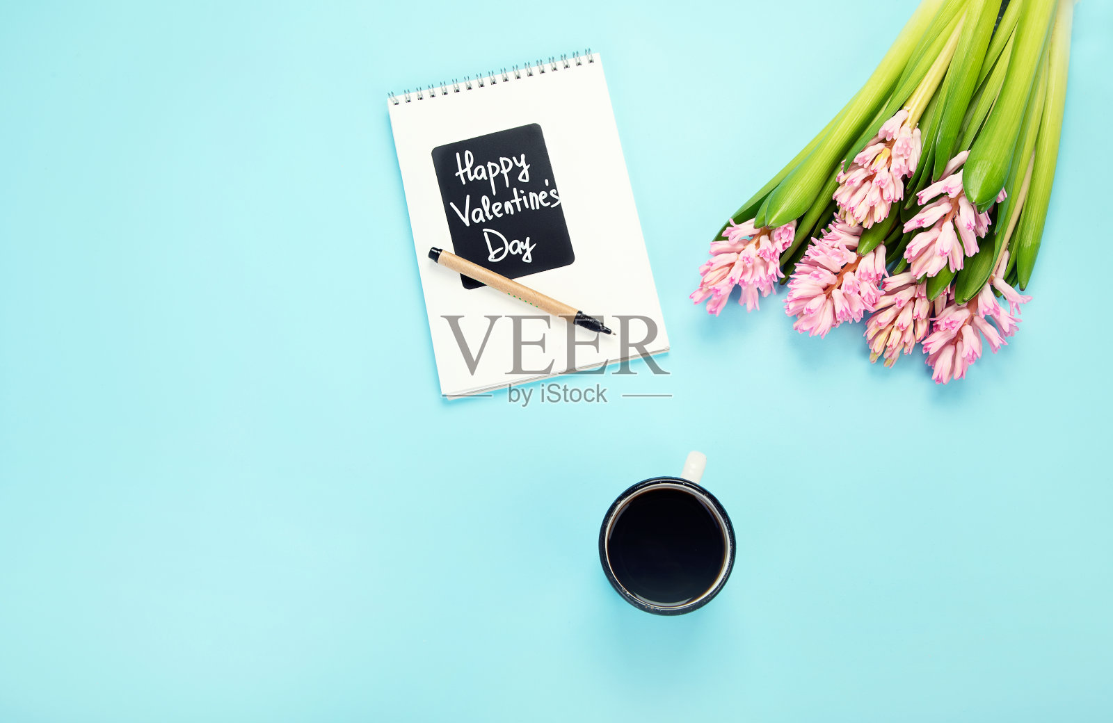 早上的一杯咖啡照片摄影图片