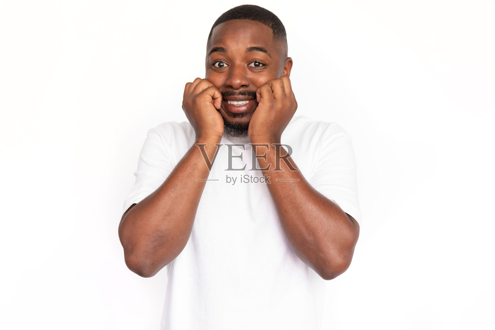 焦虑的非裔美国人咬指甲照片摄影图片