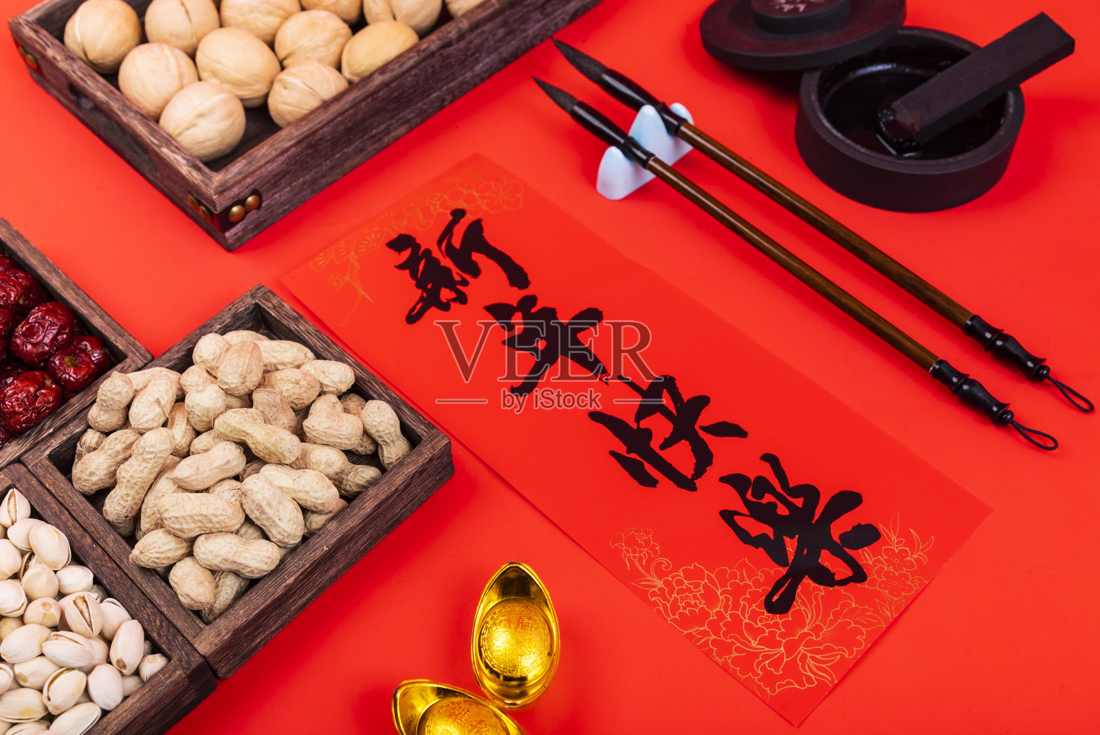 为中国新年准备的坚果照片摄影图片