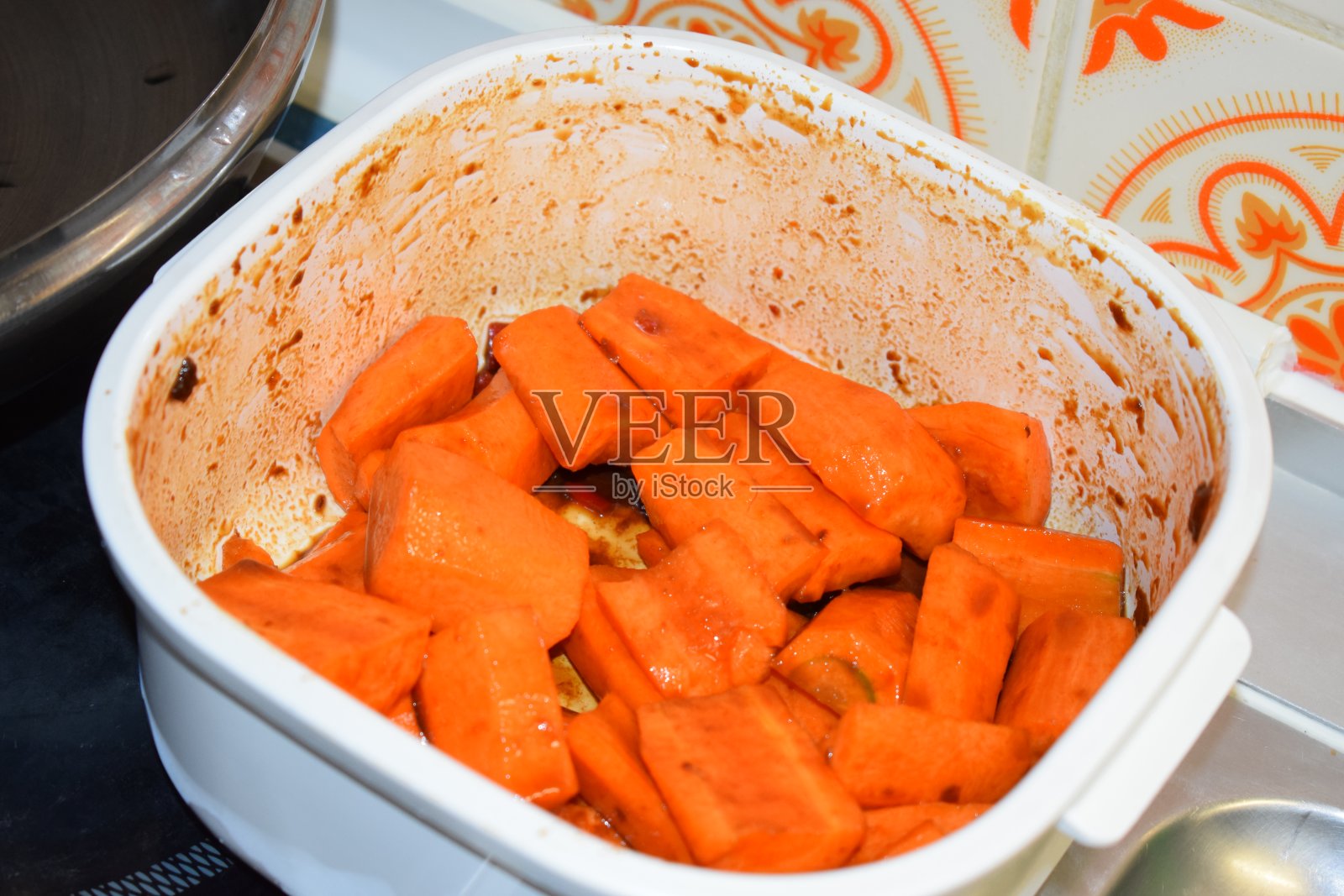 红烧的胡萝卜照片摄影图片