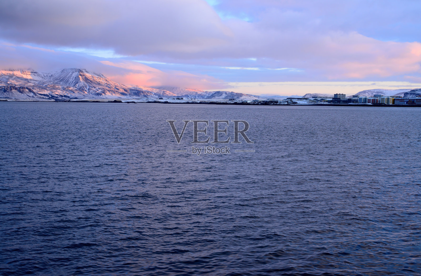 冰岛雷克雅未克法沙afloi港照片摄影图片