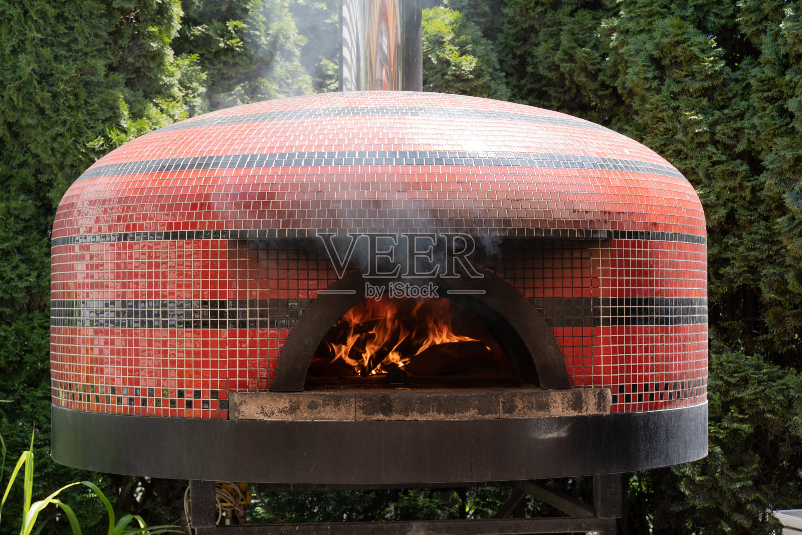 户外披萨烤箱照片摄影图片