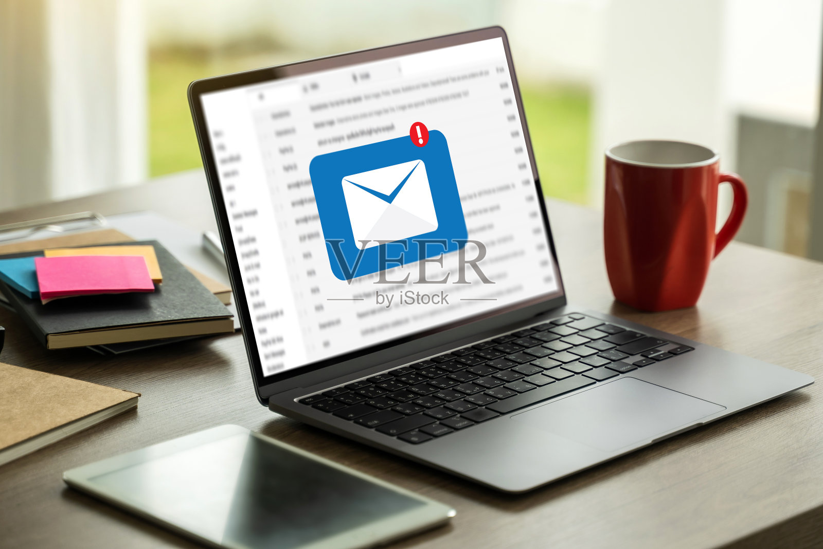 邮件通信连接邮件联系电话全球信件概念照片摄影图片