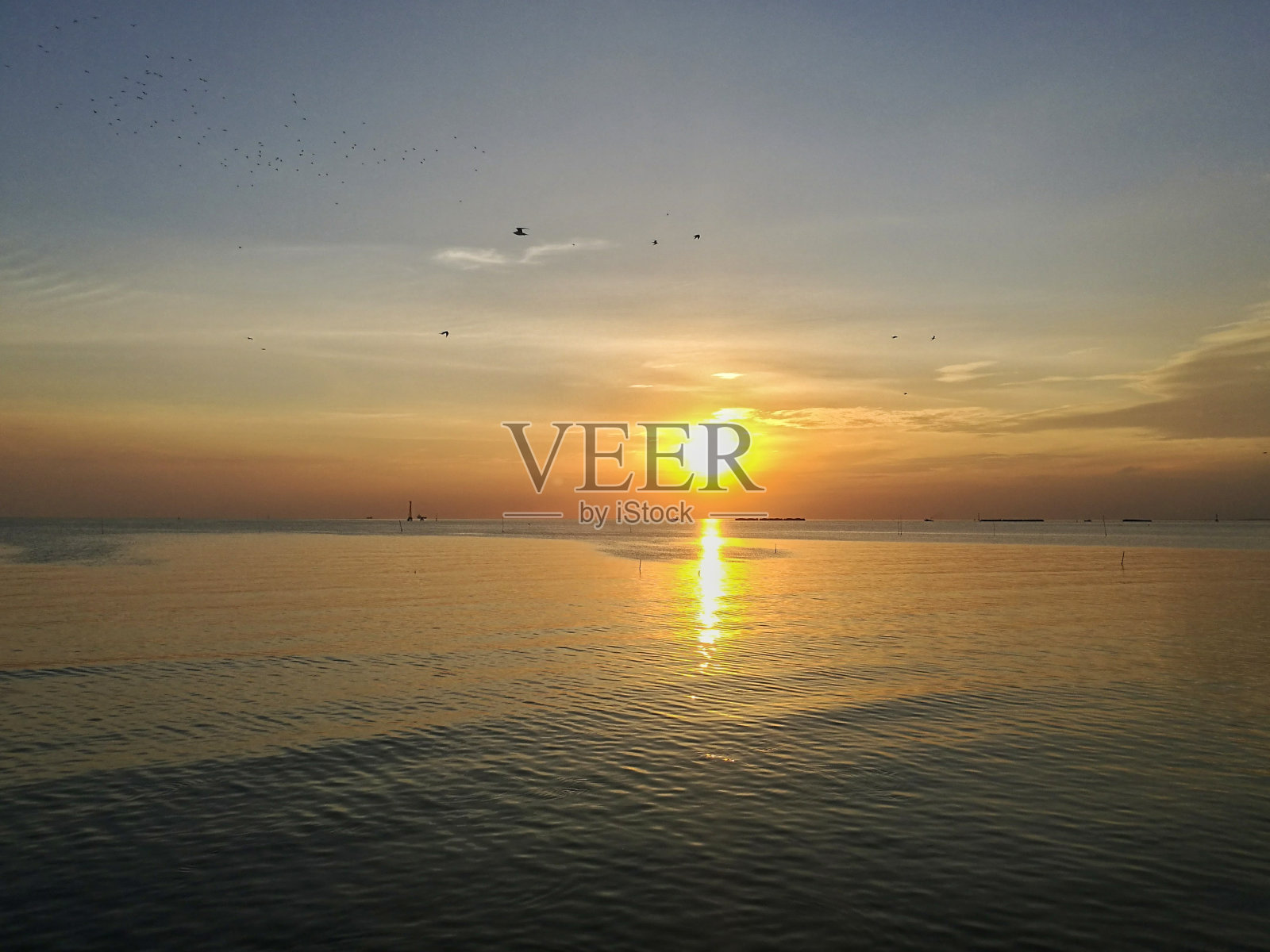 黄昏风景夕阳光日落照片摄影图片