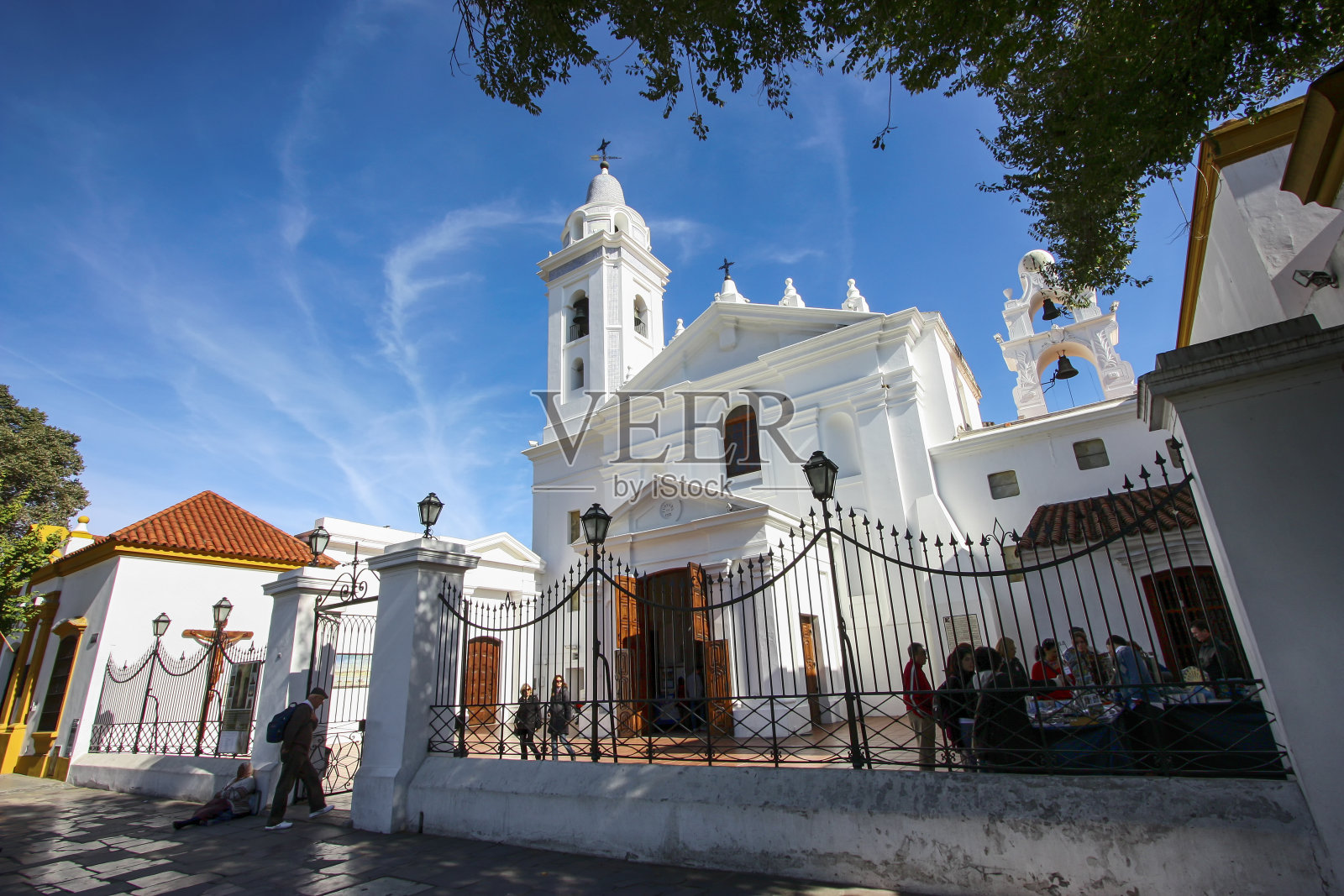 雷科莱塔公墓正面照片摄影图片