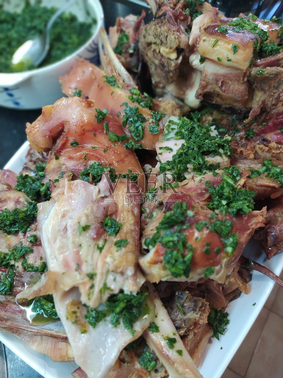 卤乳猪碎照片摄影图片