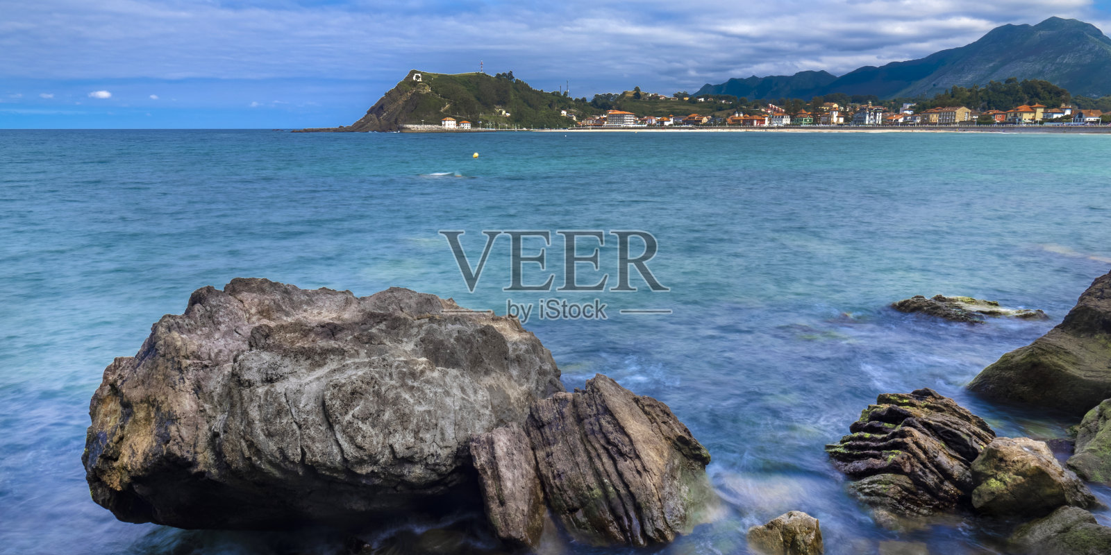 圣玛丽娜海滩和Ribadesella长廊,Ribadesella,西班牙照片摄影图片