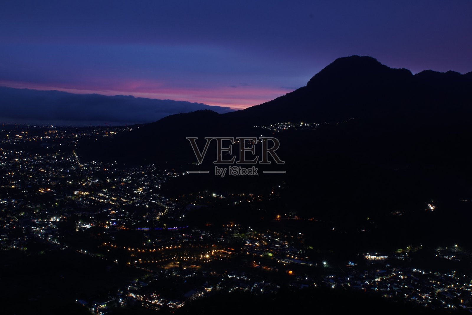 马朗天景和市景照片摄影图片