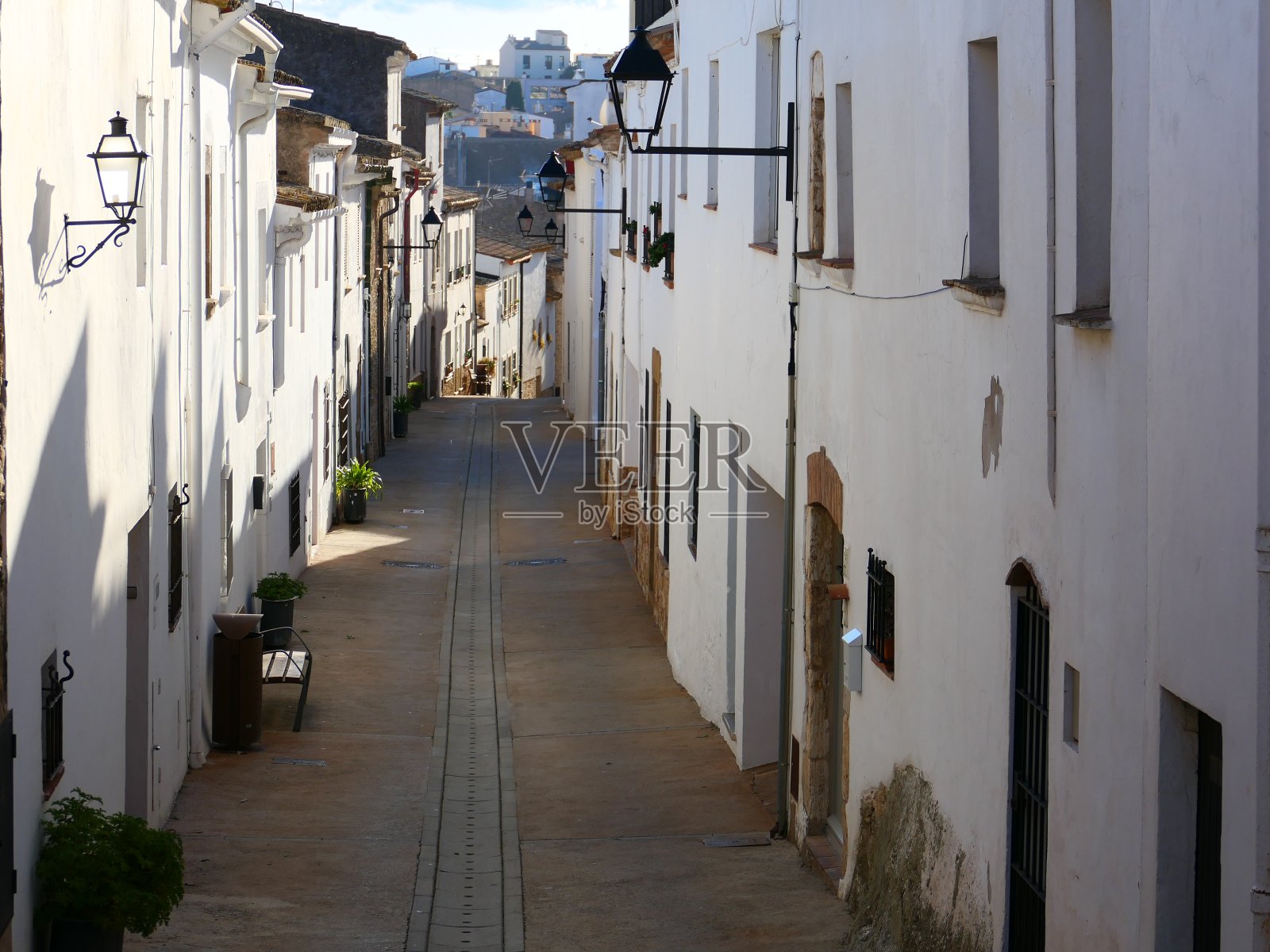 加泰罗尼亚布拉瓦海岸贝格尔村的街道照片摄影图片