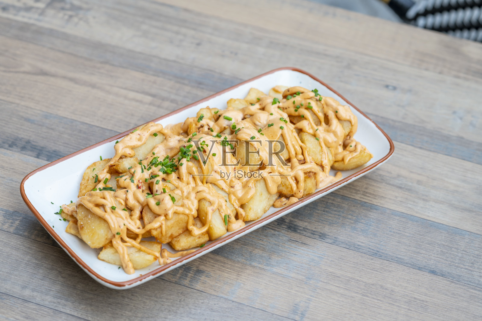 美味的薯条配酱汁照片摄影图片