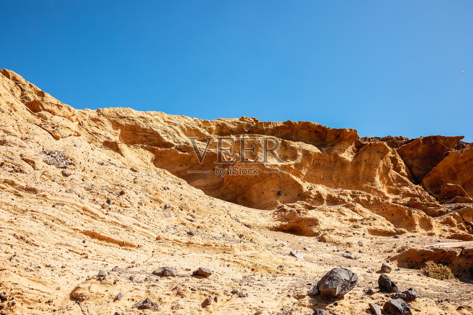加那利群岛的沙滩和火山景观,还有洞穴照片摄影图片