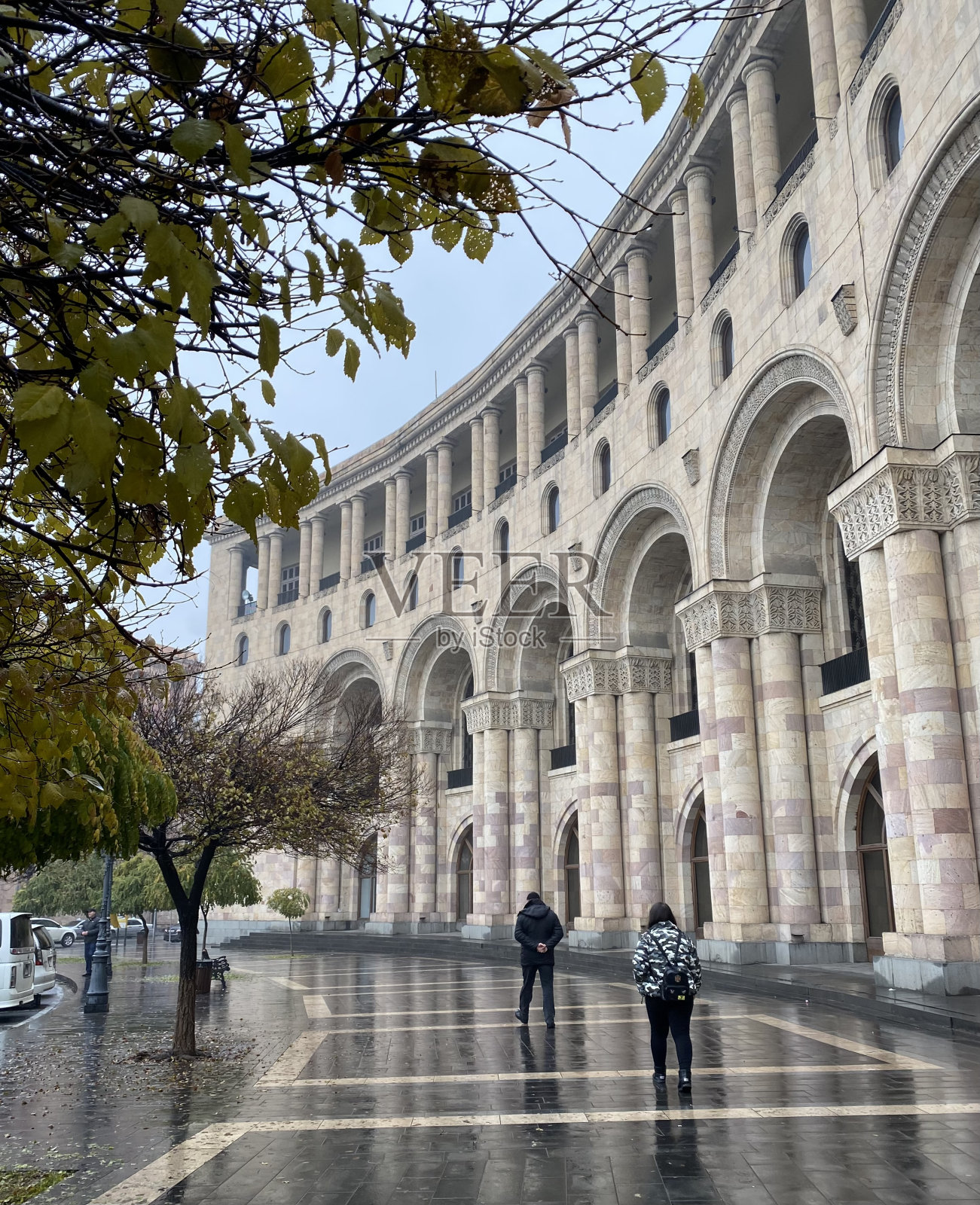 埃里温的雨天照片摄影图片