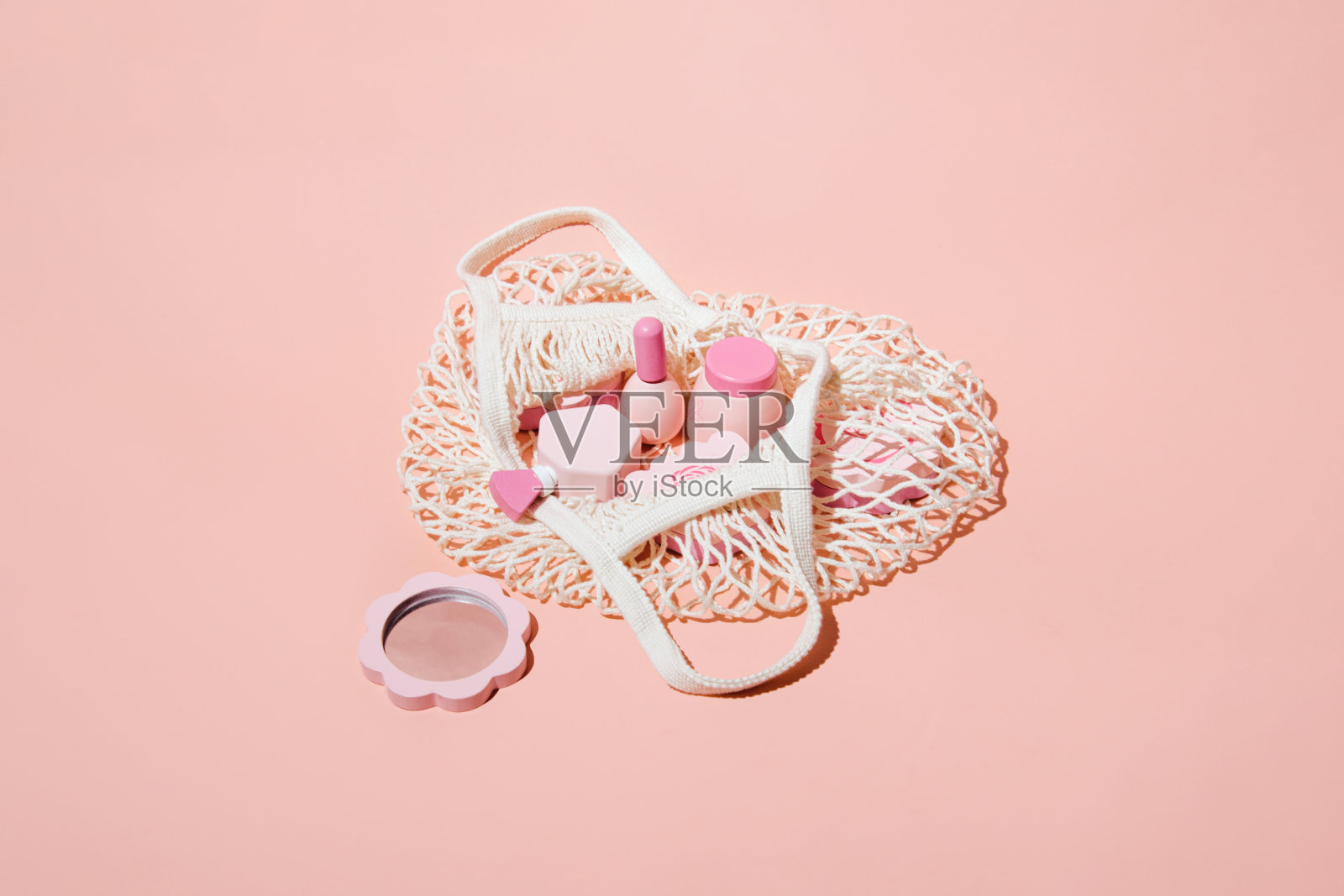 夏日美容护理潮流,创意理念照片摄影图片