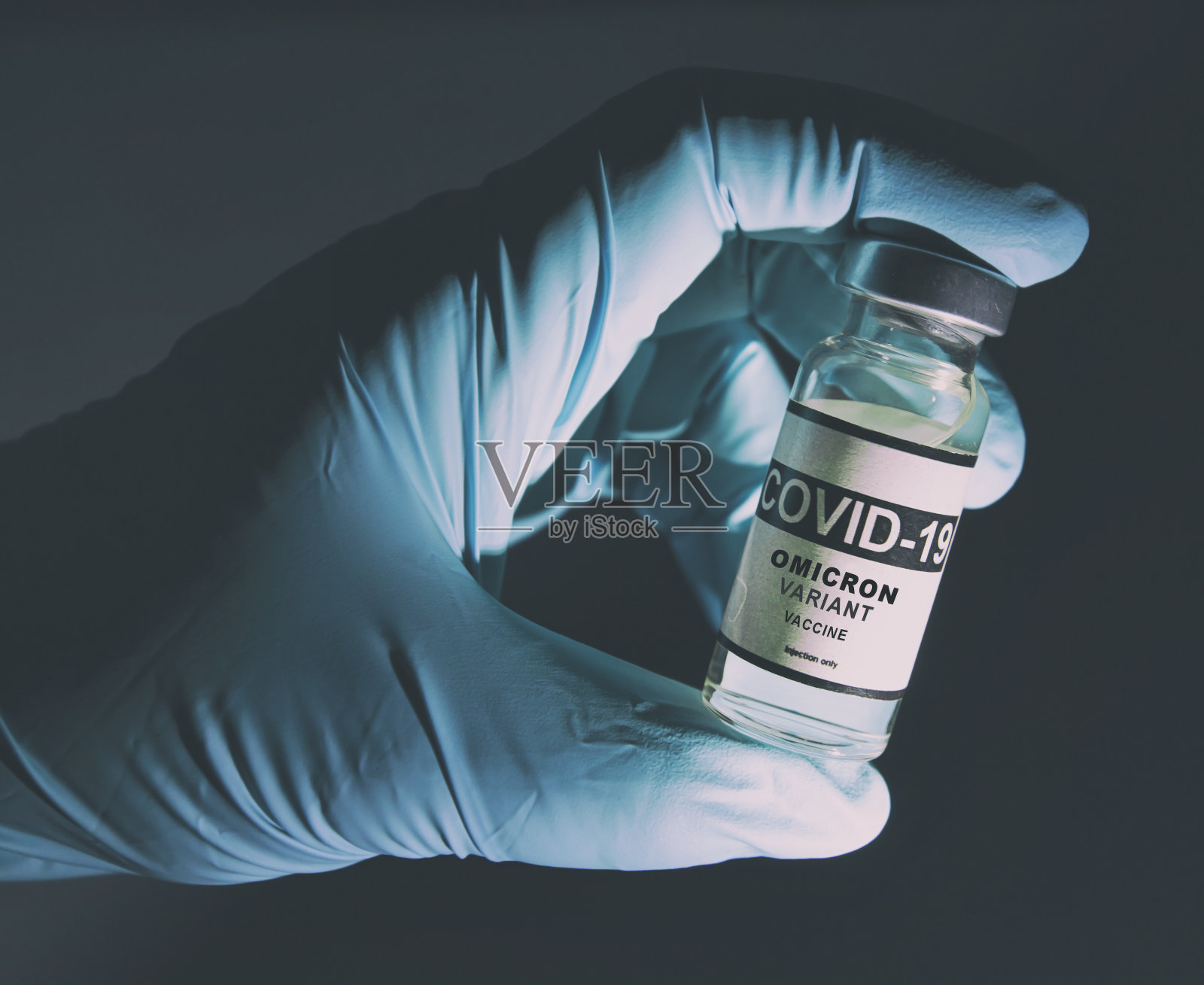 新冠病毒Omicron (B.1.1.529)变体疫苗,白色背景照片摄影图片