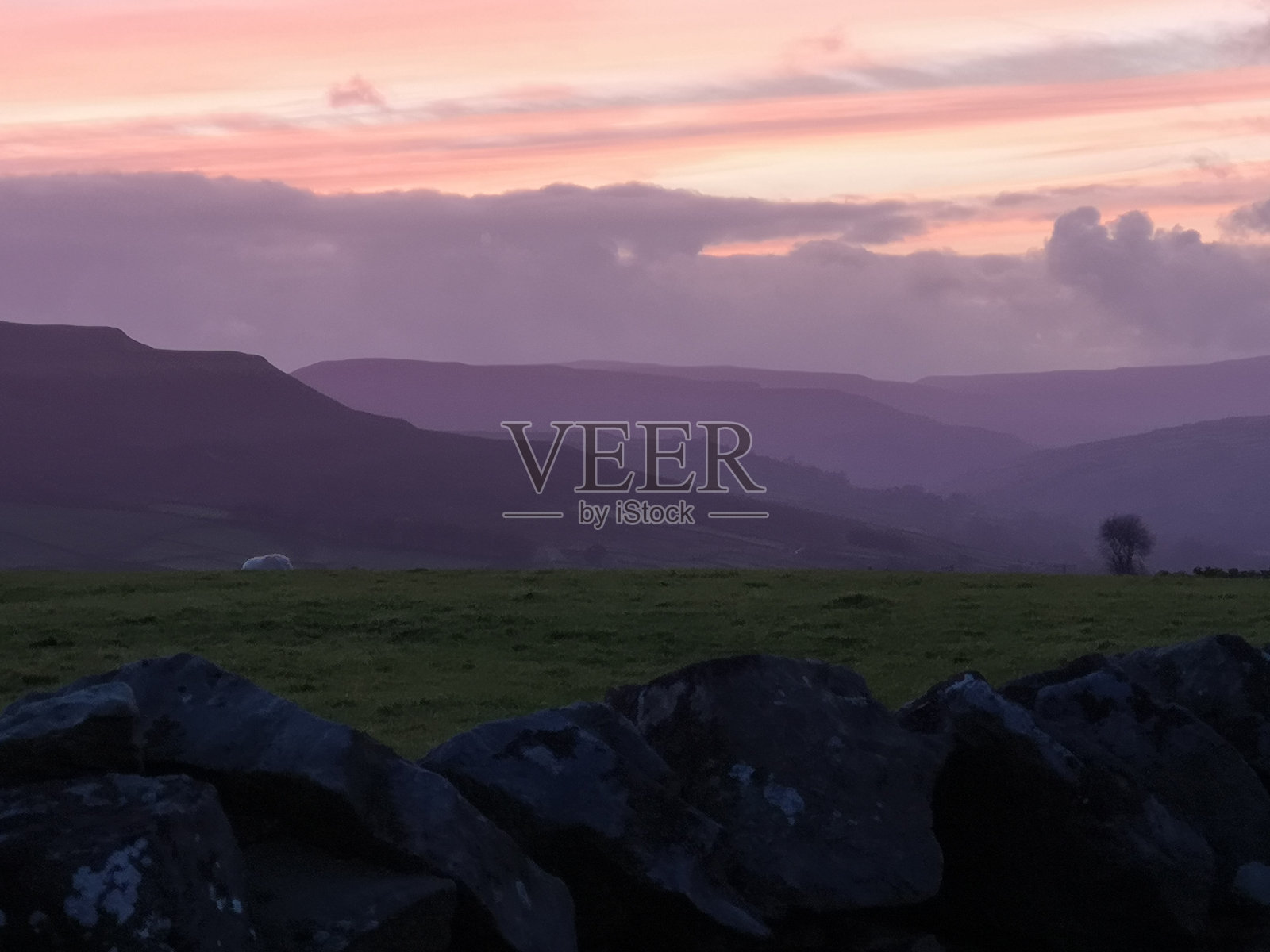 北约克郡的日落照片摄影图片