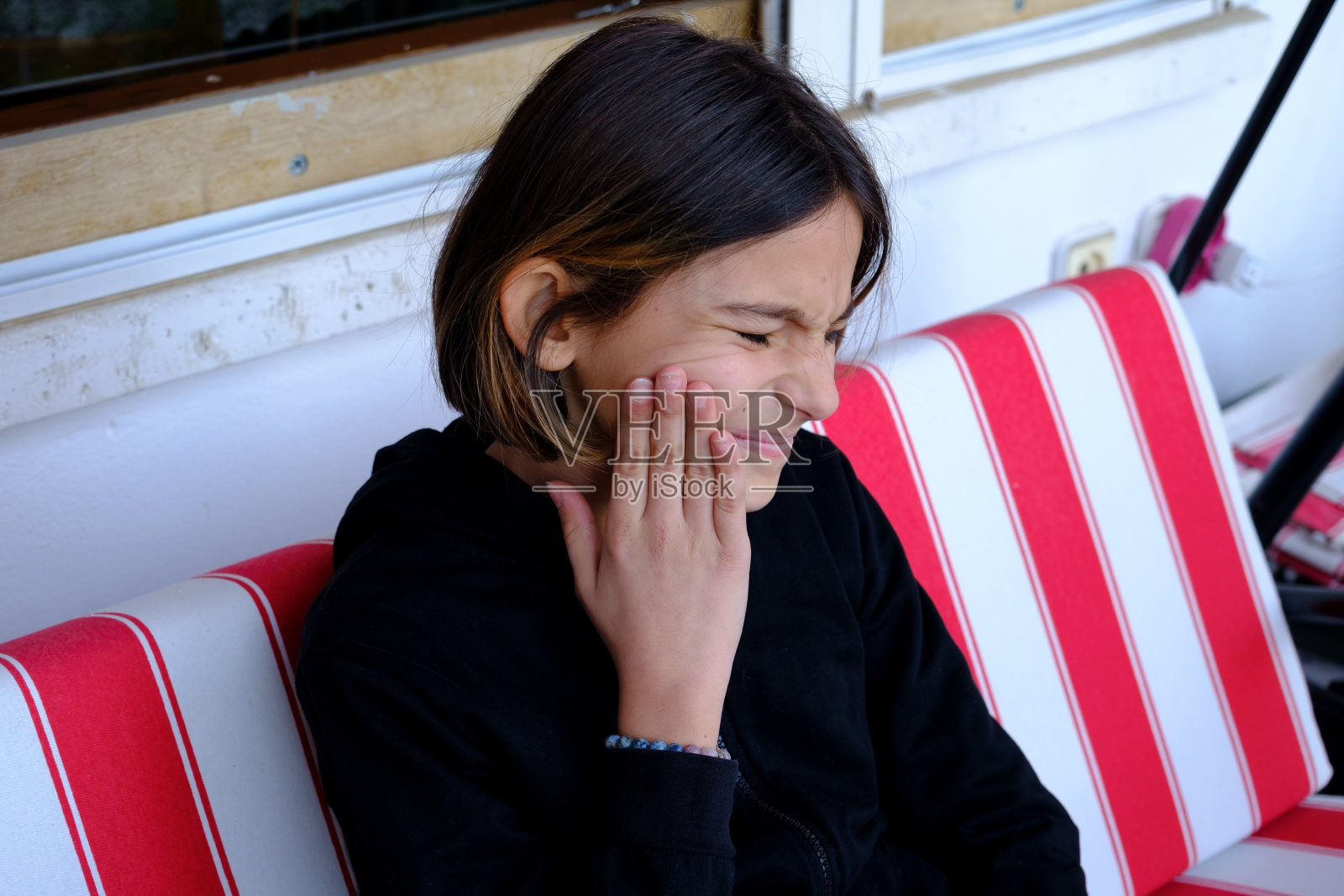 牙痛女孩照片摄影图片