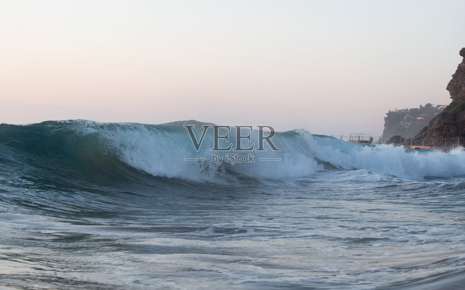 大的海岸断裂照片摄影图片